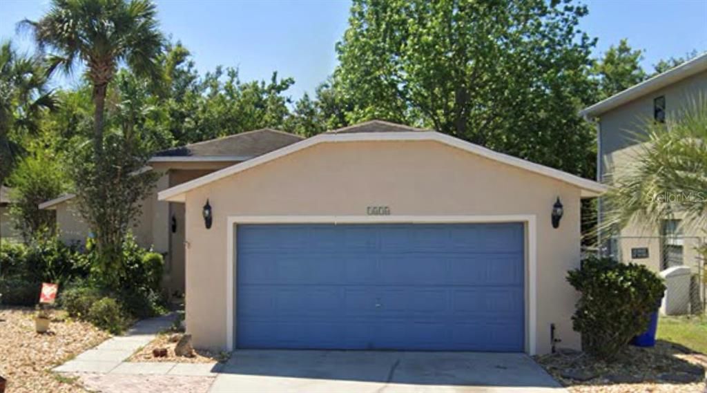 Recently Sold: $235,000 (2 beds, 2 baths, 1288 Square Feet)