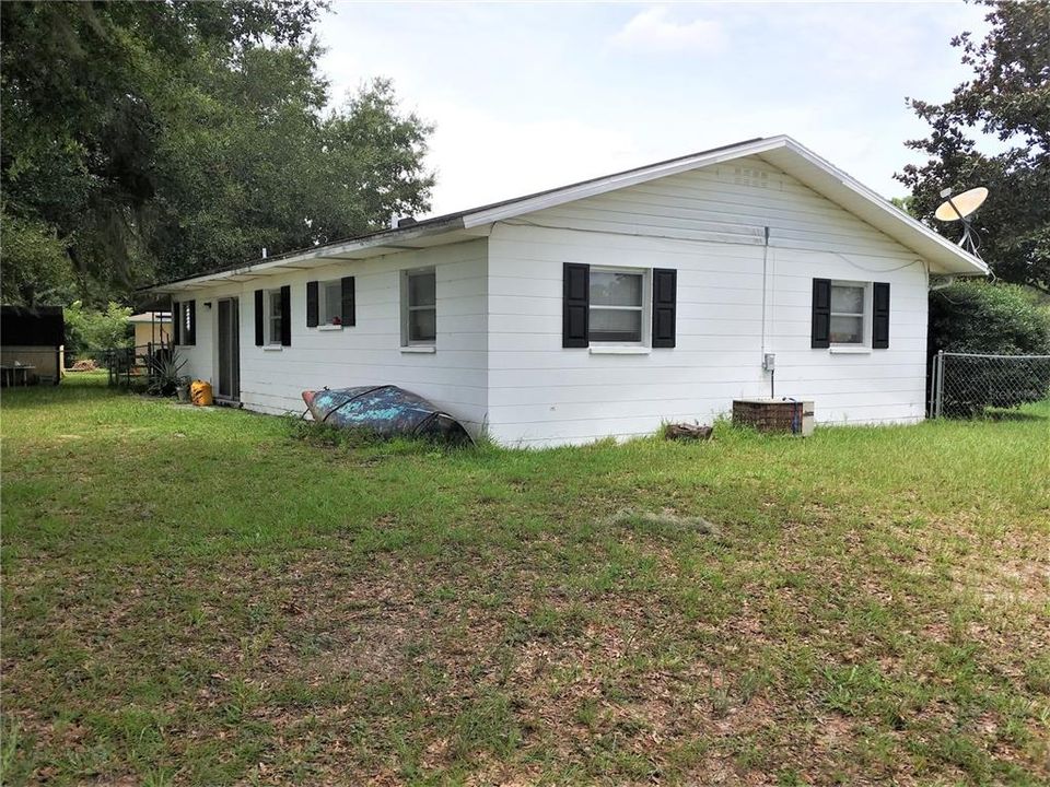 Recently Sold: $86,900 (2 beds, 1 baths, 945 Square Feet)