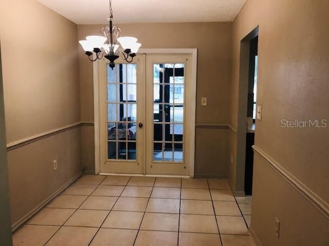 Recently Rented: $1,100 (2 beds, 1 baths, 1236 Square Feet)