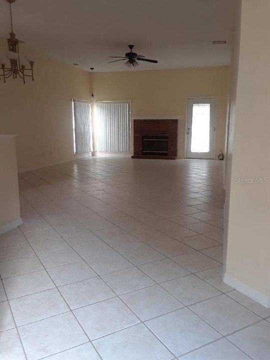 Recently Rented: $1,790 (3 beds, 2 baths, 1531 Square Feet)