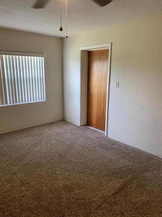 Recently Rented: $1,550 (2 beds, 1 baths, 1000 Square Feet)