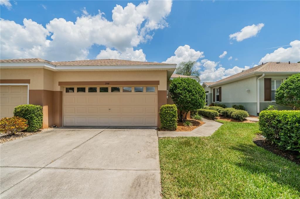 Recently Sold: $205,000 (2 beds, 2 baths, 1041 Square Feet)