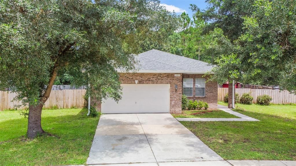 Recently Sold: $279,900 (3 beds, 2 baths, 1635 Square Feet)
