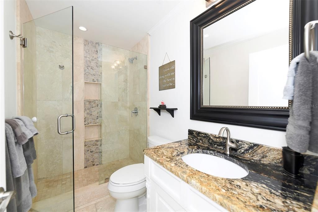 Recently Sold: $650,000 (2 beds, 2 baths, 1312 Square Feet)