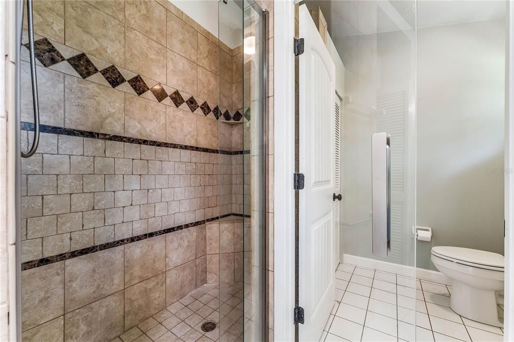 最近租的: $3,500 (3 贝兹, 2 浴室, 2296 平方英尺)