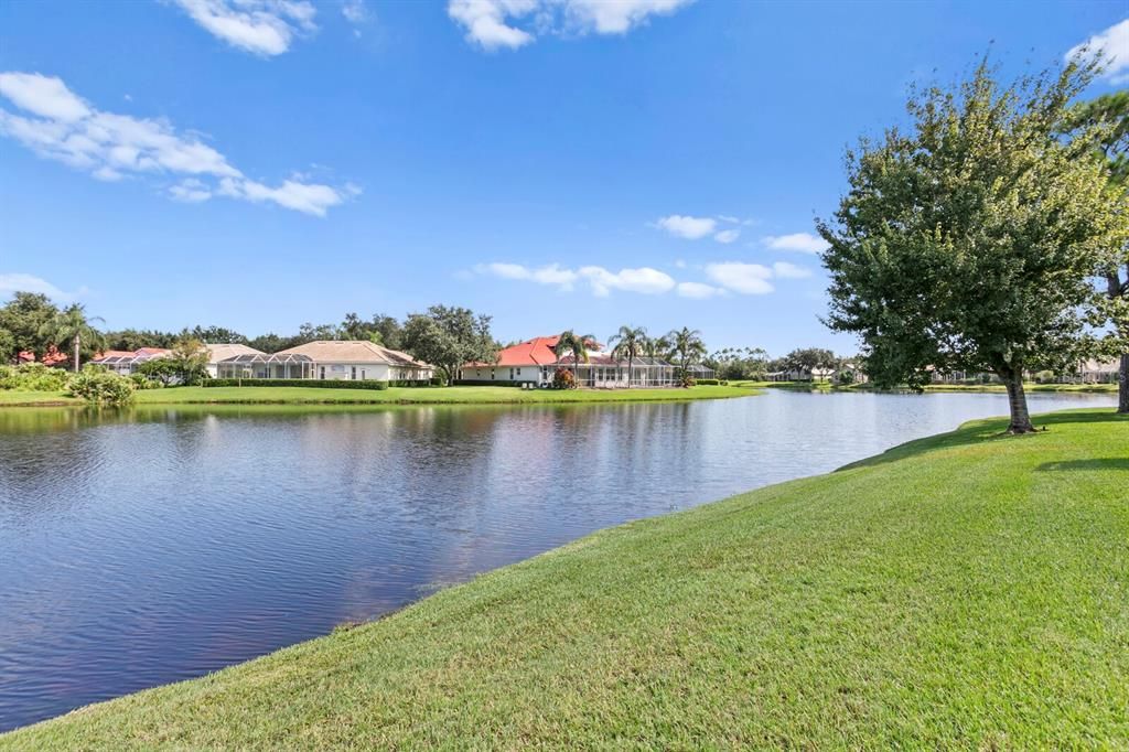 Recently Sold: $735,000 (4 beds, 3 baths, 3571 Square Feet)
