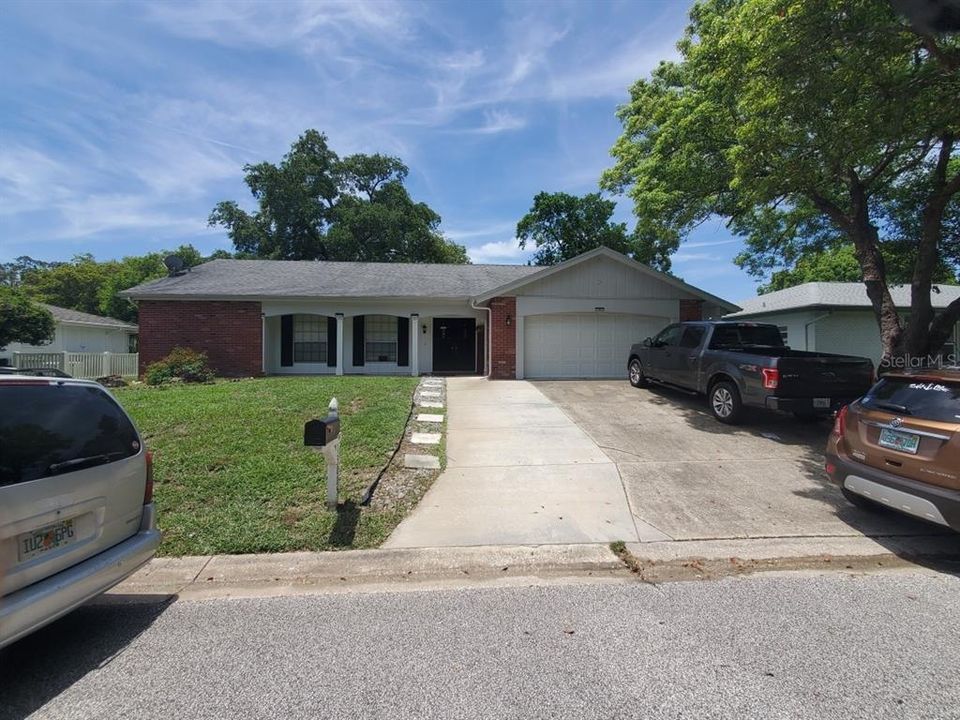 Недавно продано: $225,000 (3 спален, 2 ванн, 2572 Квадратных фут)