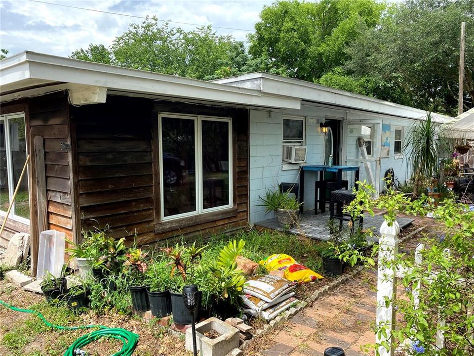 Recently Sold: $205,000 (3 beds, 2 baths, 1922 Square Feet)