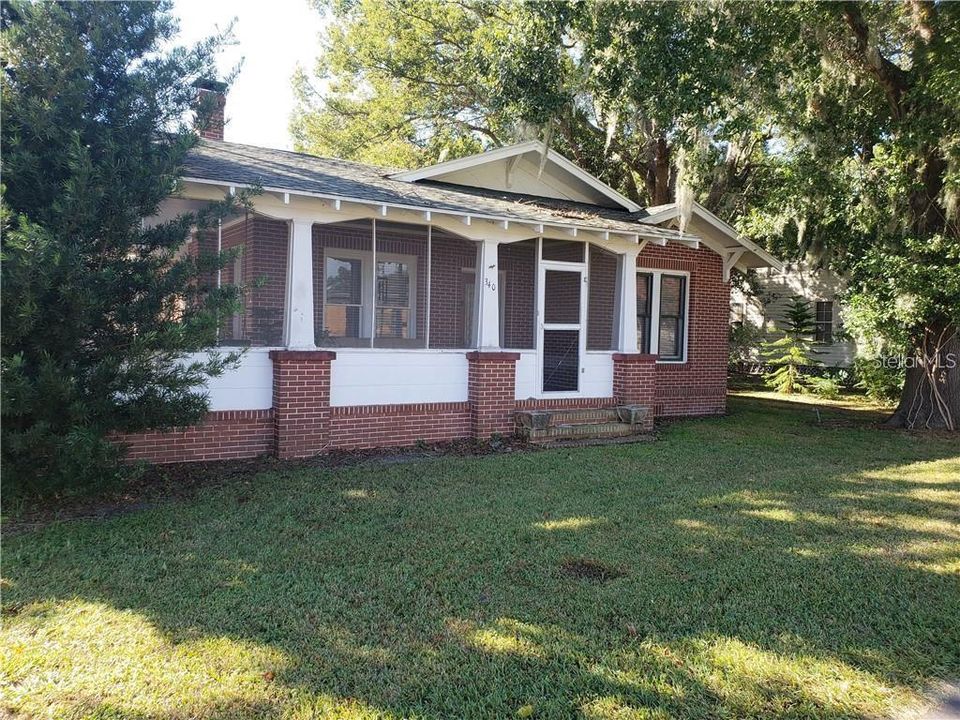 Recently Sold: $185,000 (3 beds, 1 baths, 1344 Square Feet)