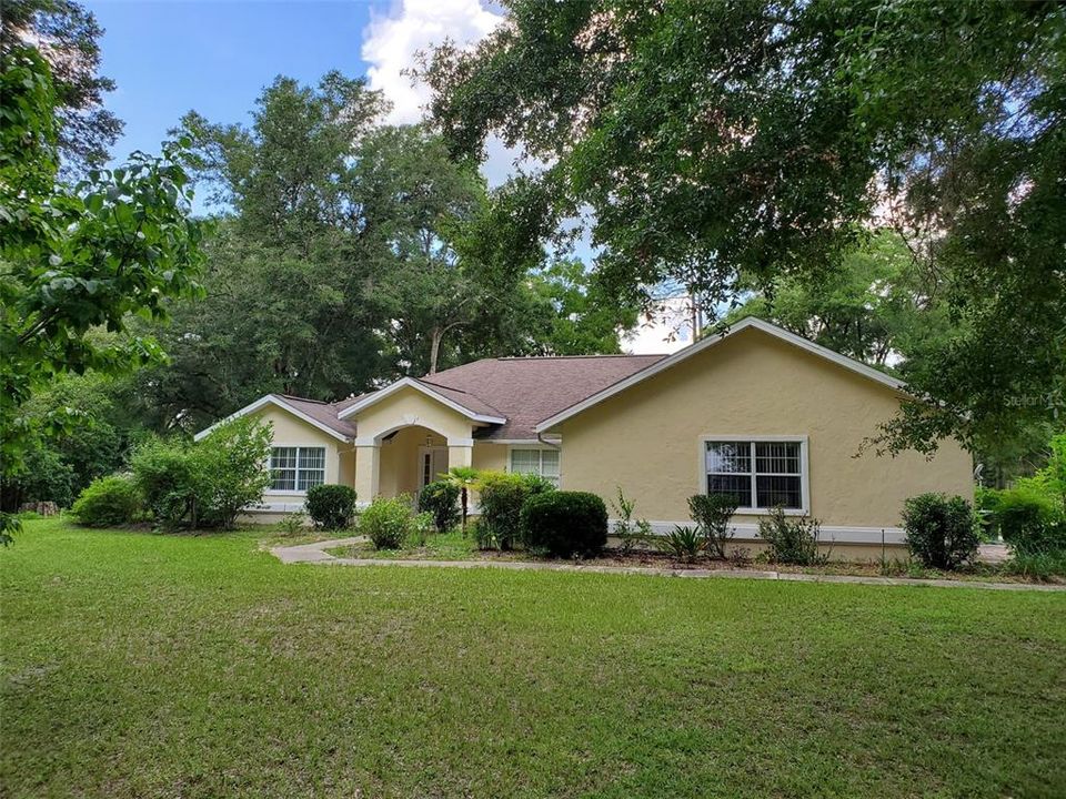 Vendido Recientemente: $259,900 (3 camas, 2 baños, 1941 Pies cuadrados)