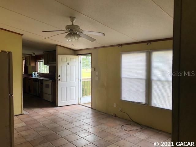 Recently Sold: $89,000 (3 beds, 2 baths, 1620 Square Feet)