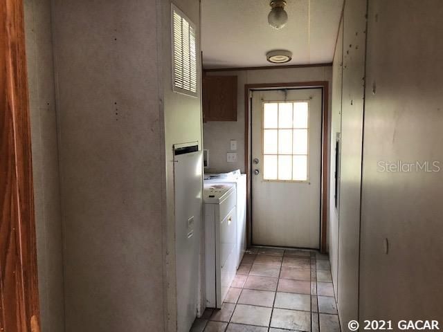 Recently Sold: $89,000 (3 beds, 2 baths, 1620 Square Feet)