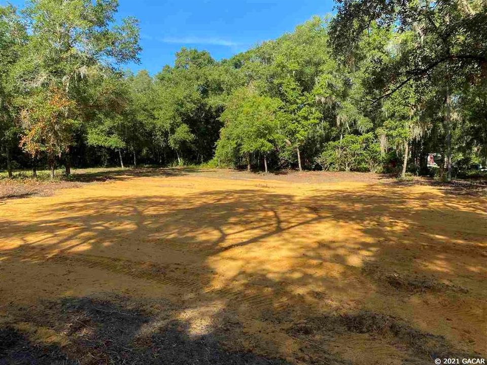 Vendido Recientemente: $59,900 (2.76 acres)