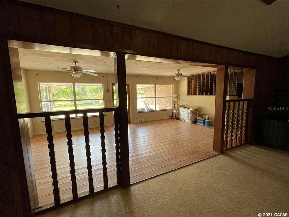 Vendido Recientemente: $519,000 (10 camas, 9 baños, 7162 Pies cuadrados)