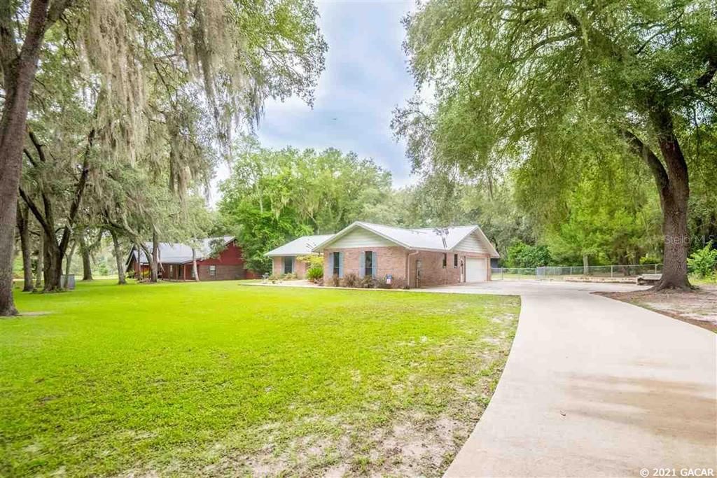 Active With Contract: $385,000 (3 beds, 2 baths, 2223 Square Feet)