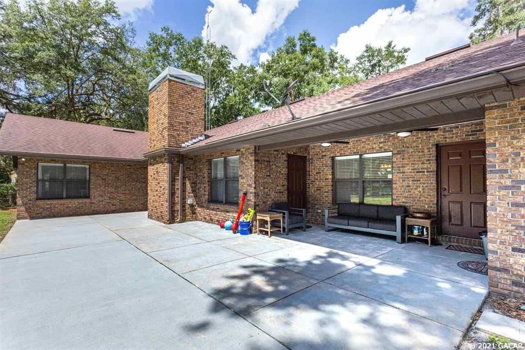 Recently Sold: $520,000 (5 beds, 3 baths, 3304 Square Feet)