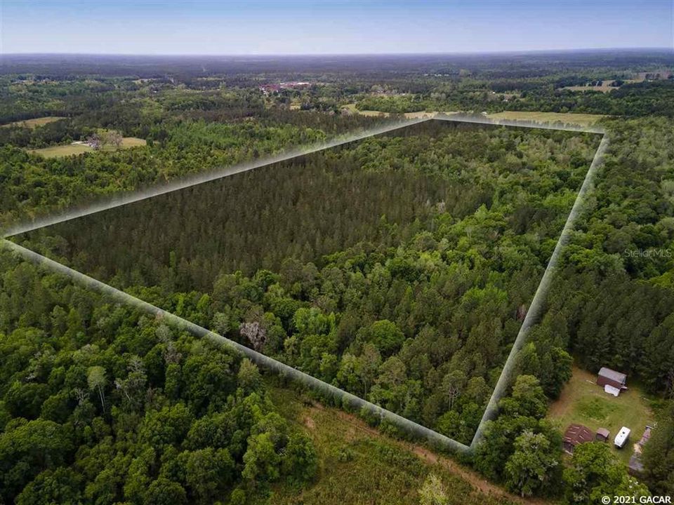 Недавно продано: $262,200 (76.14 acres)