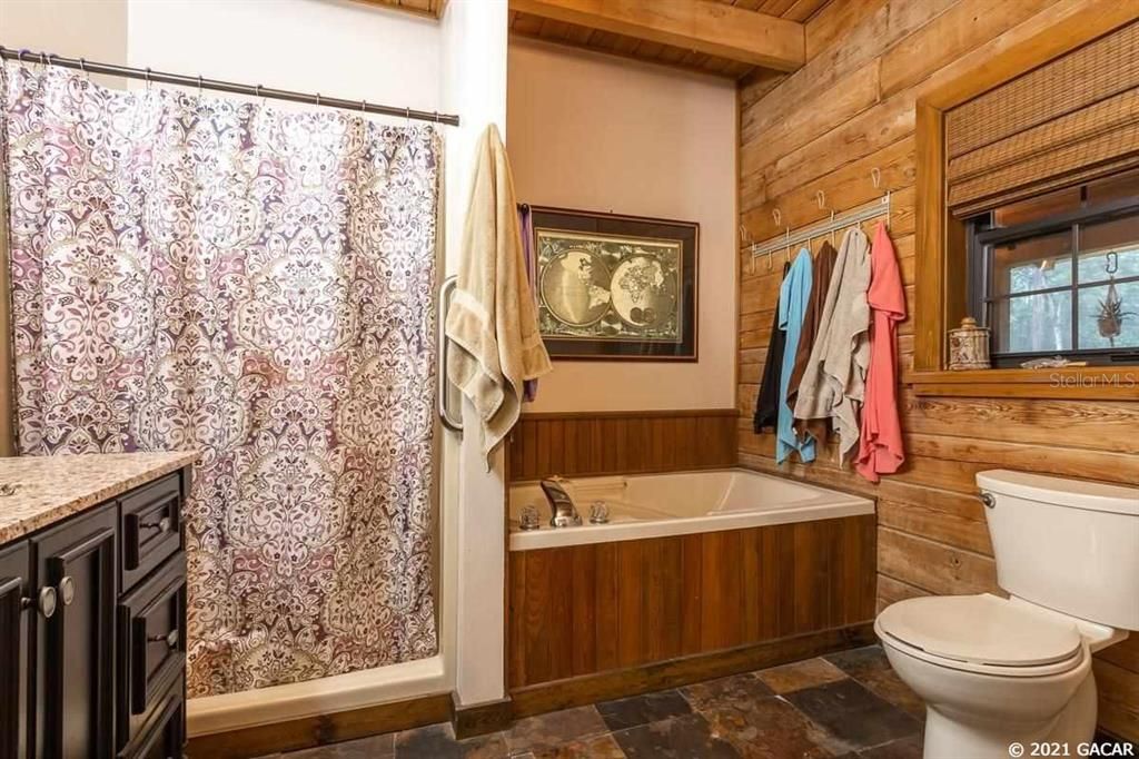 Недавно продано: $299,000 (3 спален, 2 ванн, 1500 Квадратных фут)