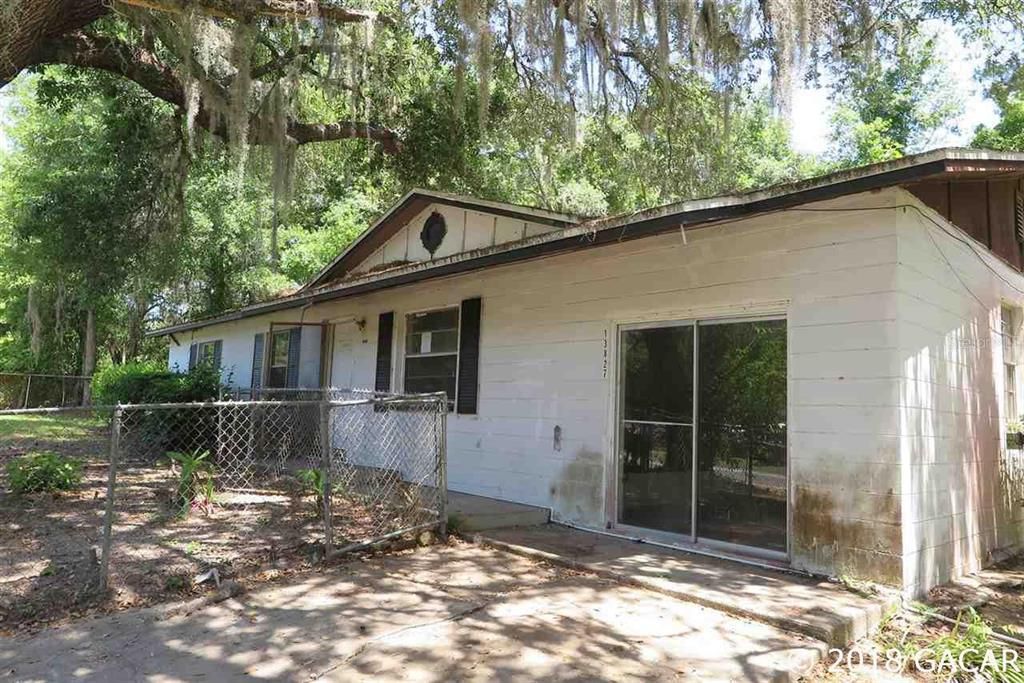 Recently Sold: $59,900 (3 beds, 1 baths, 1332 Square Feet)