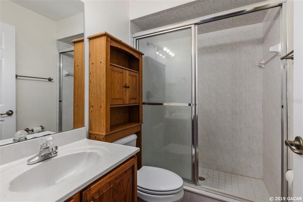 最近售出: $295,000 (3 贝兹, 2 浴室, 1645 平方英尺)