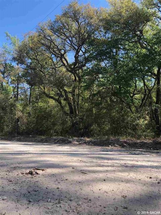 Vendido Recientemente: $16,170 (2.31 acres)