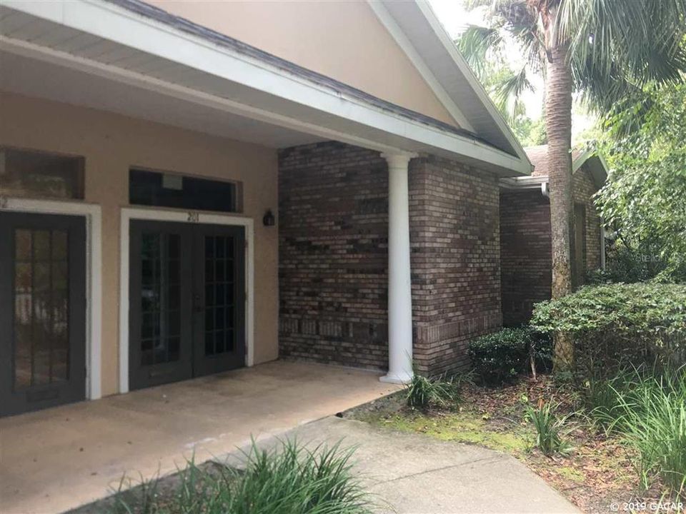 Recently Sold: $2,950 (0 beds, 0 baths, 2950 Square Feet)