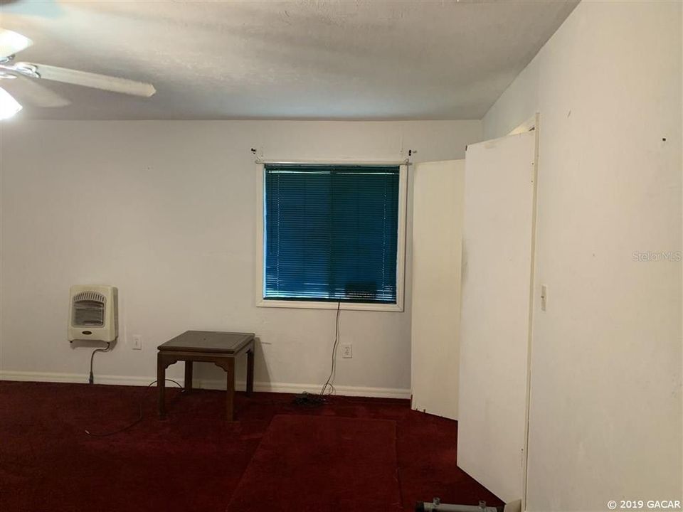 Vendido Recientemente: $84,000 (3 camas, 2 baños, 1803 Pies cuadrados)