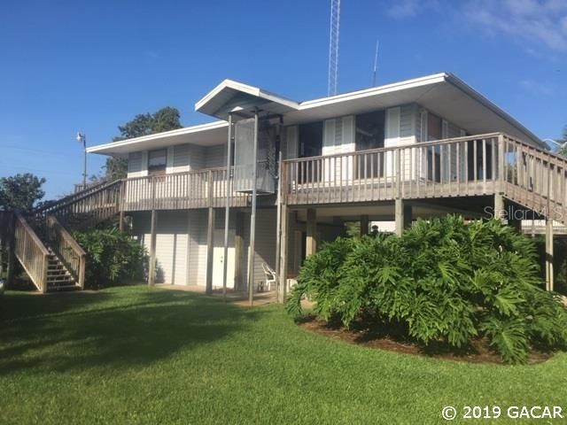 Recently Sold: $400,000 (3 beds, 2 baths, 1353 Square Feet)