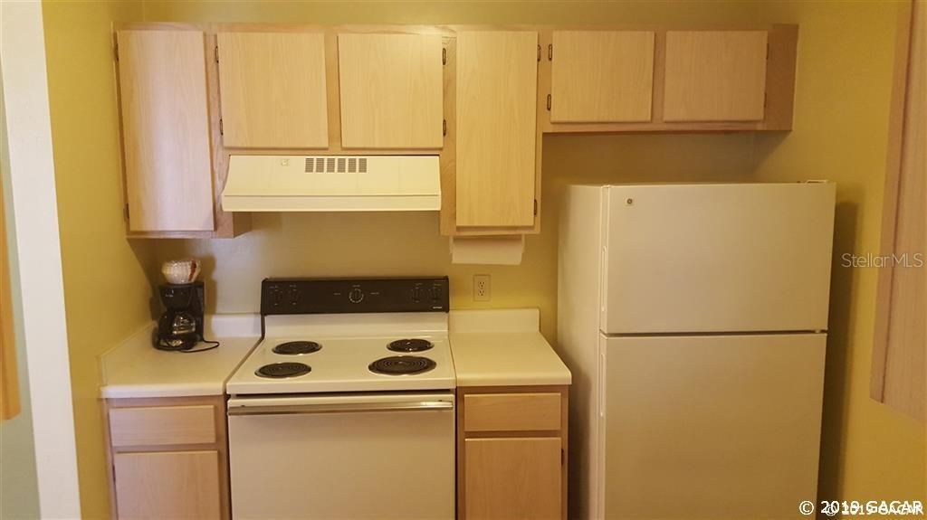 Recently Rented: $1,200 (2 beds, 2 baths, 888 Square Feet)