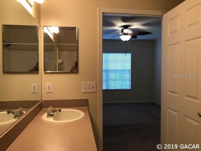 Recently Sold: $159,900 (2 beds, 2 baths, 1229 Square Feet)