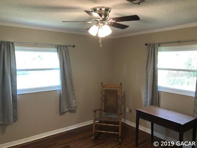 Recently Sold: $139,000 (2 beds, 1 baths, 832 Square Feet)