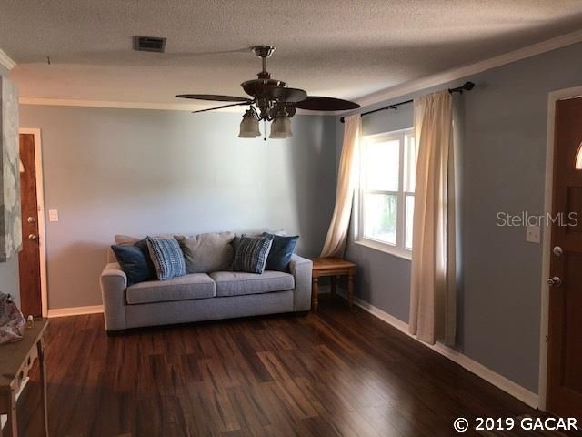 Recently Sold: $139,000 (2 beds, 1 baths, 832 Square Feet)