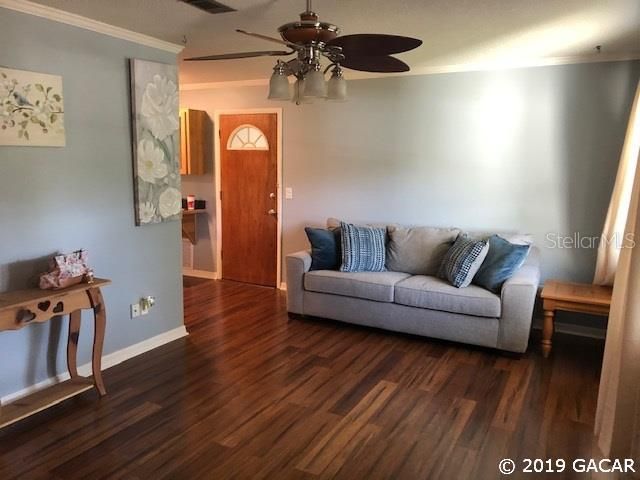 Recently Sold: $139,000 (2 beds, 1 baths, 832 Square Feet)