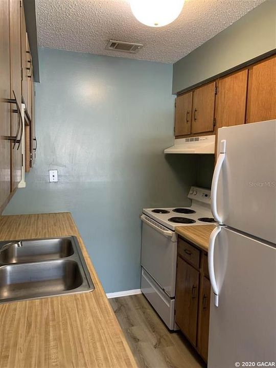 Recently Sold: $54,000 (1 beds, 1 baths, 630 Square Feet)