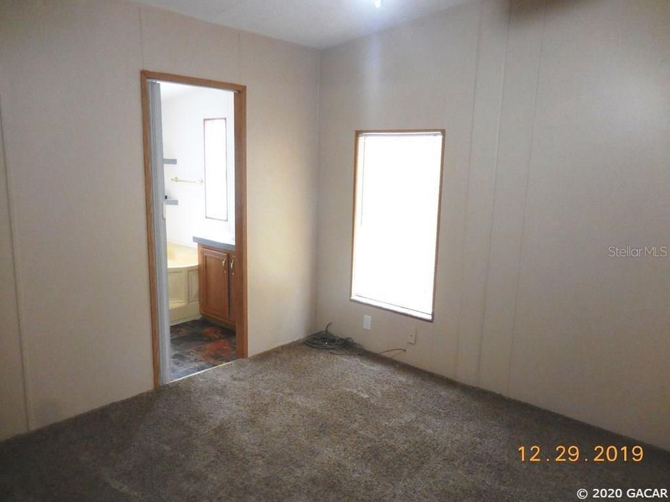 Vendido Recientemente: $99,900 (4 camas, 2 baños, 1456 Pies cuadrados)