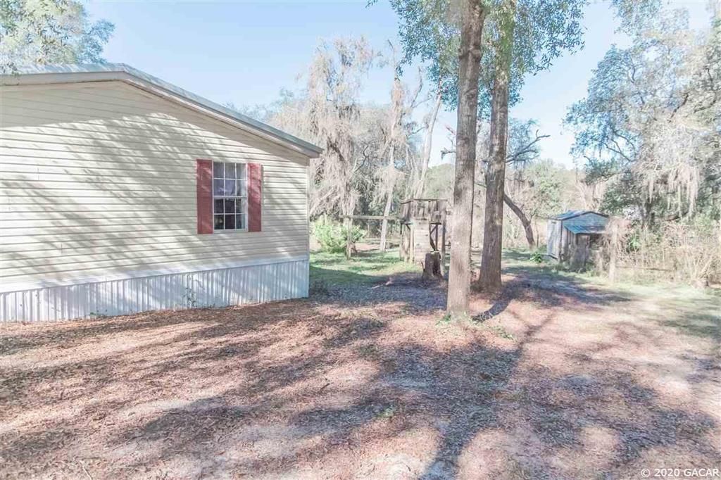 Recently Sold: $84,900 (3 beds, 2 baths, 1296 Square Feet)