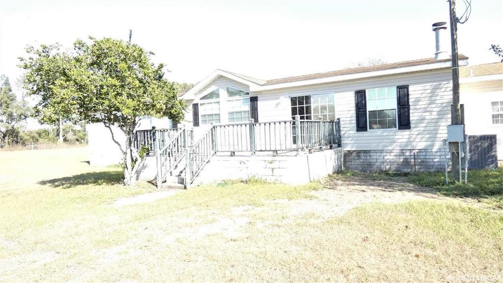 Recently Sold: $167,000 (3 beds, 3 baths, 2340 Square Feet)