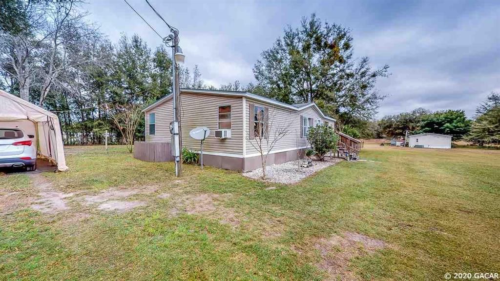 Recently Sold: $95,000 (4 beds, 2 baths, 1296 Square Feet)