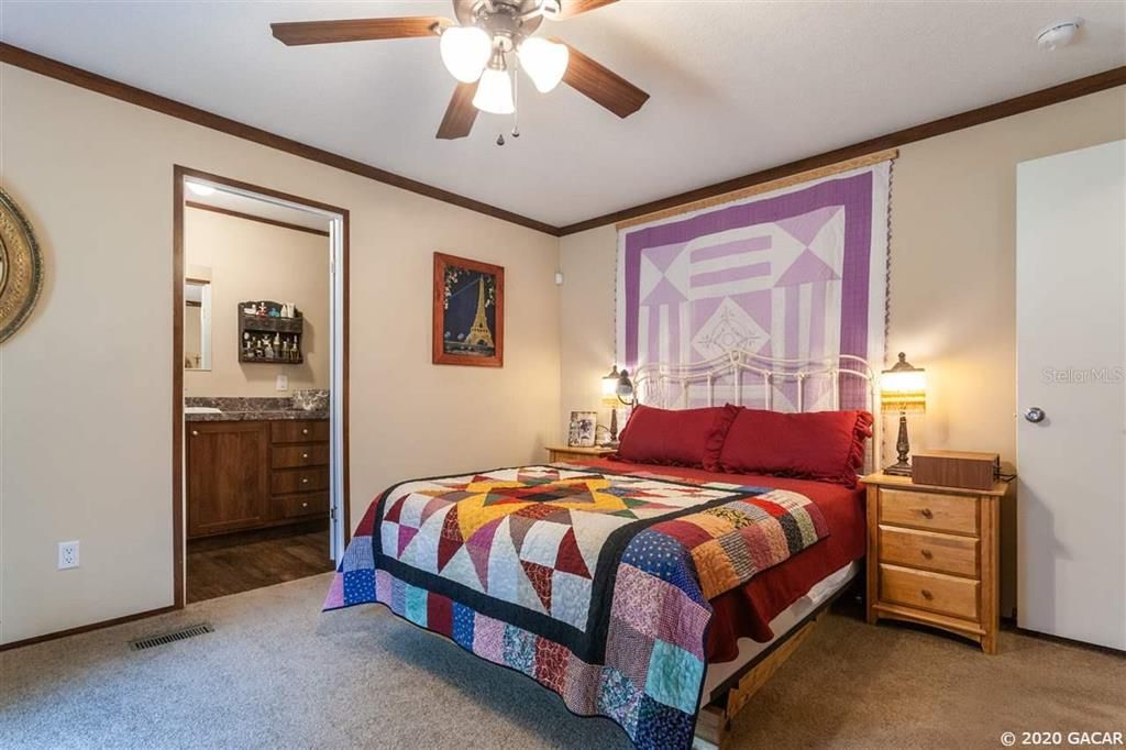 Vendido Recientemente: $109,900 (2 camas, 2 baños, 960 Pies cuadrados)
