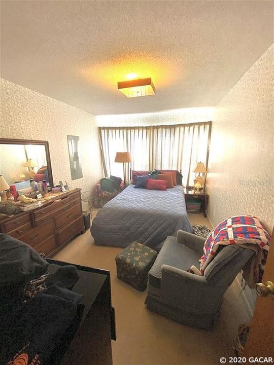 Vendido Recientemente: $149,900 (3 camas, 3 baños, 1882 Pies cuadrados)