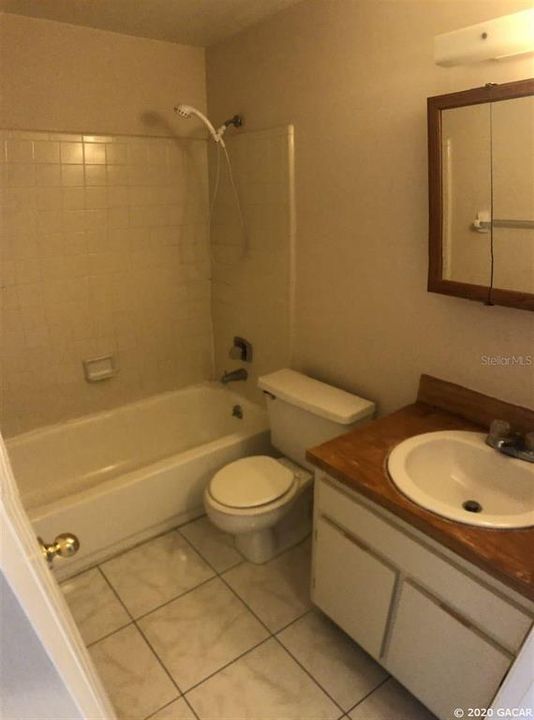 Недавно арендовано: $895 (2 спален, 1 ванн, 1001 Квадратных фут)