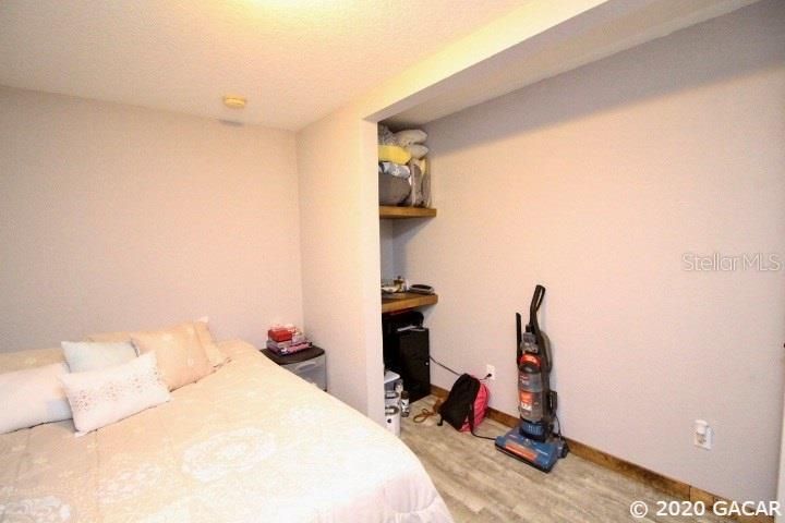 Vendido Recientemente: $129,900 (3 camas, 2 baños, 1271 Pies cuadrados)