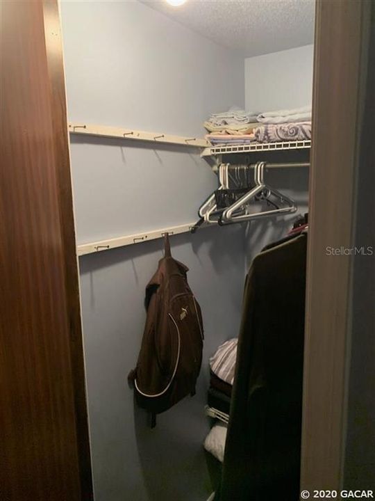 Vendido Recientemente: $110,000 (3 camas, 2 baños, 1344 Pies cuadrados)