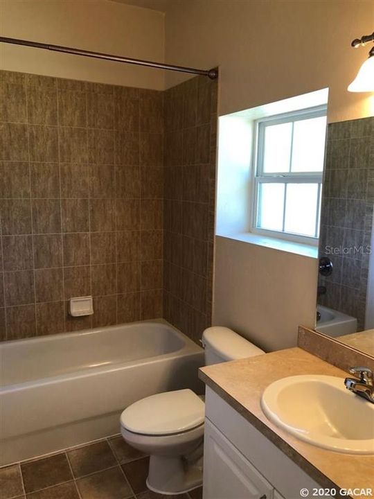 Недавно арендовано: $1,050 (2 спален, 2 ванн, 1114 Квадратных фут)