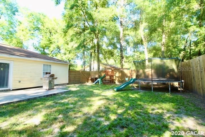 Recently Sold: $139,900 (3 beds, 2 baths, 1152 Square Feet)