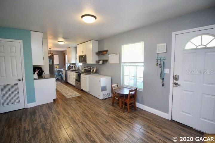 Recently Sold: $139,900 (3 beds, 2 baths, 1152 Square Feet)