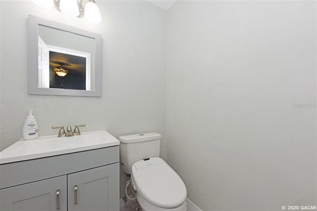 最近售出: $185,707 (4 贝兹, 2 浴室, 1655 平方英尺)