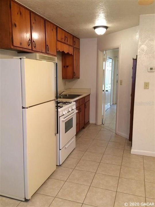Recently Rented: $695 (1 beds, 1 baths, 400 Square Feet)