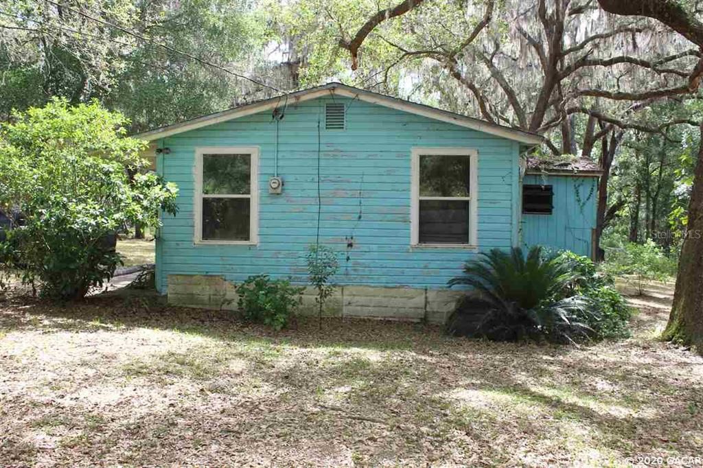 Active With Contract: $68,500 (2 beds, 1 baths, 1009 Square Feet)