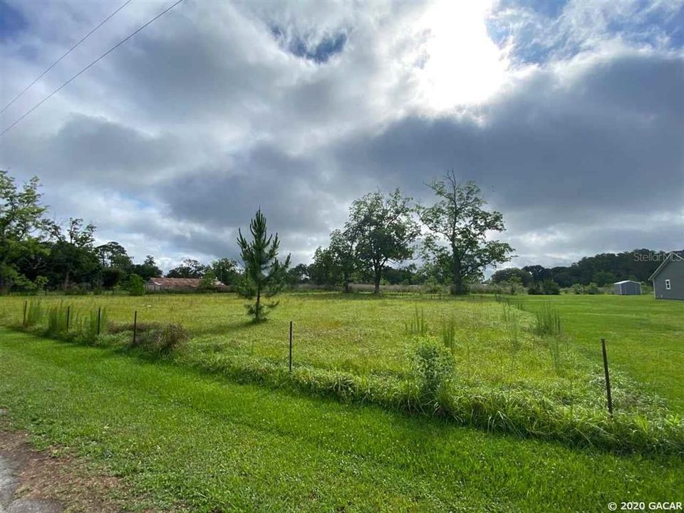 Vendido Recientemente: $34,900 (1.36 acres)